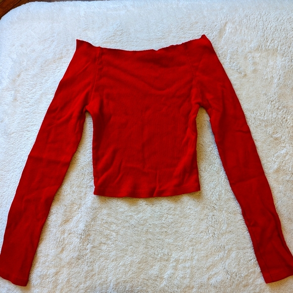 Ribbed Long Sleeve Off the shoulder - Picture 3 of 4